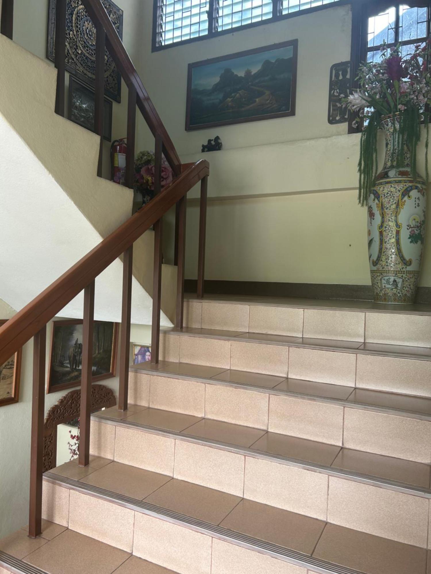 Хостел Saithong House Чиангмай Экстерьер фото