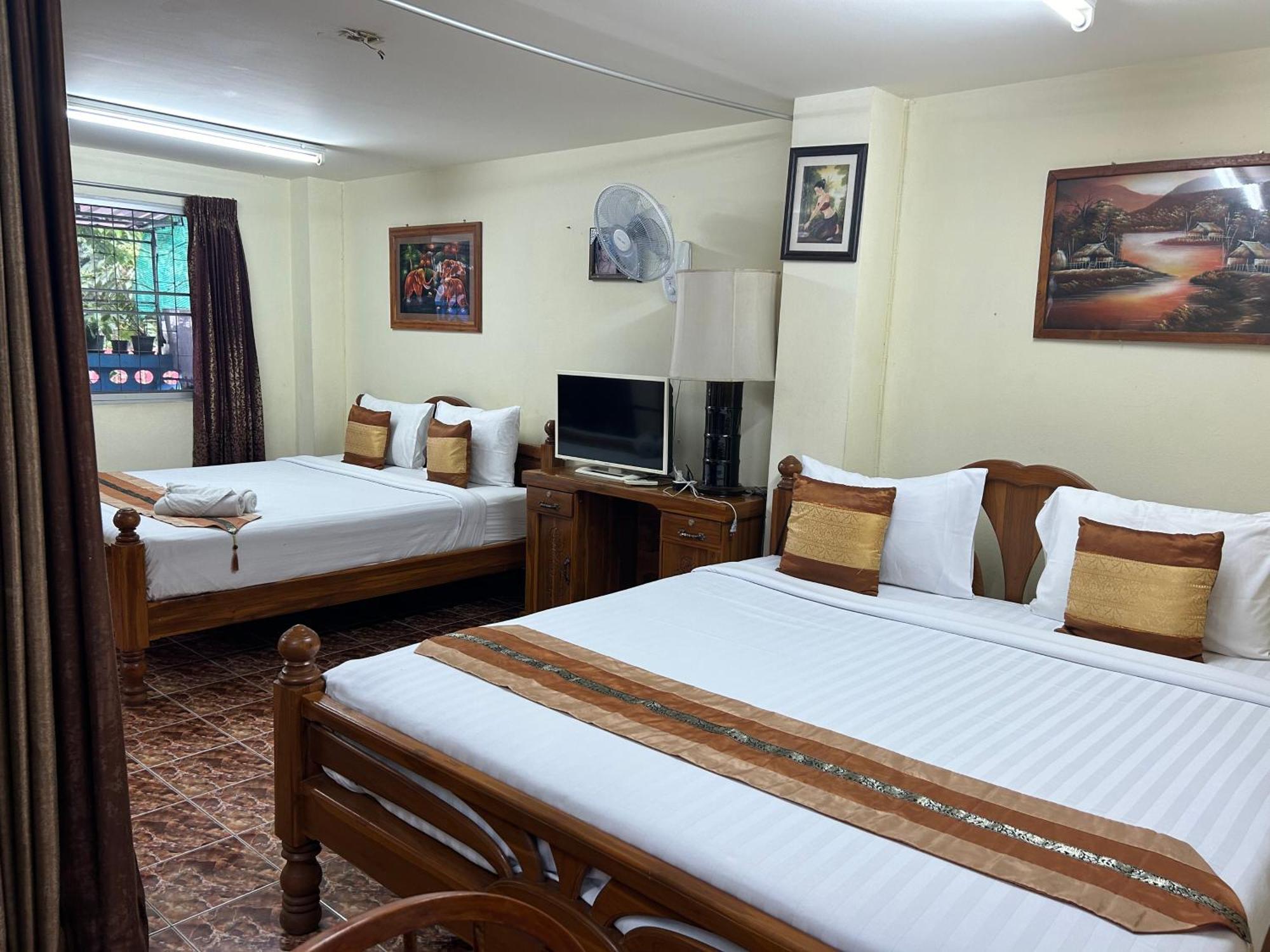 Хостел Saithong House Чиангмай Экстерьер фото